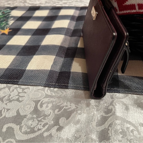 Kate Spade Wallet - Picture 2 of 4